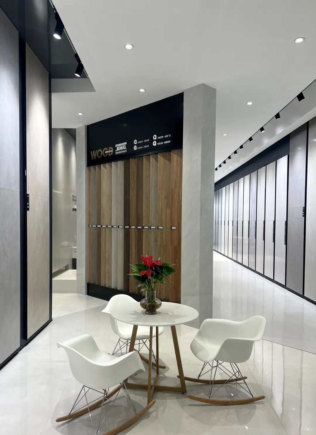 終端風采 | 強輝東陽旗艦店,現代時尚,以素色致敬生活(圖15) 終端風采 | 強輝東陽旗艦店,現代時尚,以素色致敬生活(圖15)