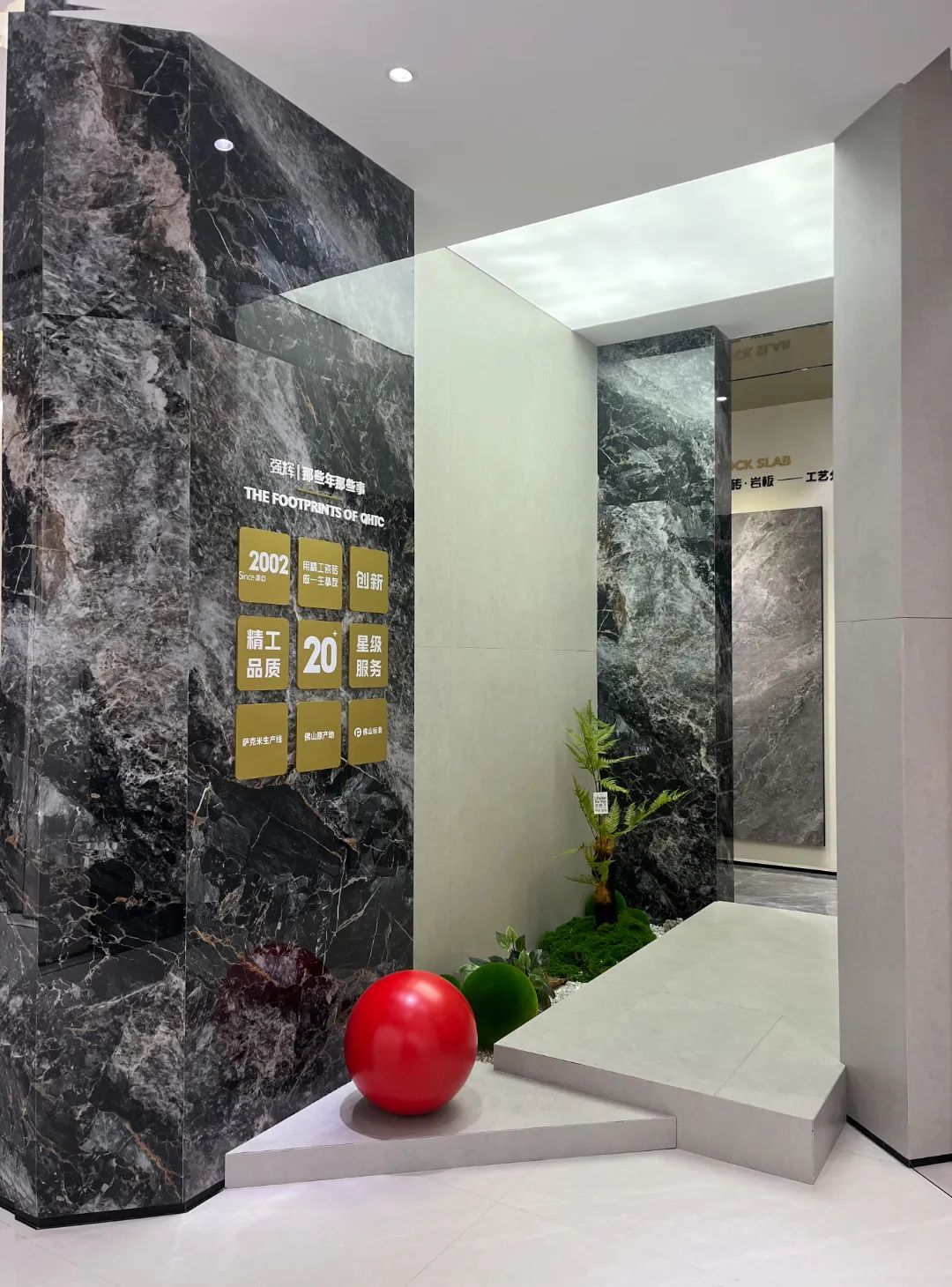 終端風采 | 強輝淮南旗艦店,中性格調(diào),以藝術裝點設計(圖17) 終端風采 | 強輝淮南旗艦店,中性格調(diào),以藝術裝點設計(圖17)