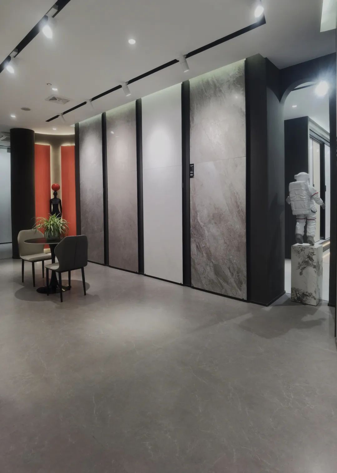 終端風(fēng)采 | 強輝福州旗艦店,邂逅愜意如詩的藝術(shù)空間(圖11) 終端風(fēng)采 | 強輝福州旗艦店,邂逅愜意如詩的藝術(shù)空間(圖11)