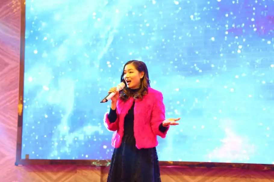 金虎迎新·領(lǐng)跑2022 | 集團年度總結(jié)會暨新年晚會完美落幕!(圖20) 金虎迎新·領(lǐng)跑2022 | 集團年度總結(jié)會暨新年晚會完美落幕!(圖20)