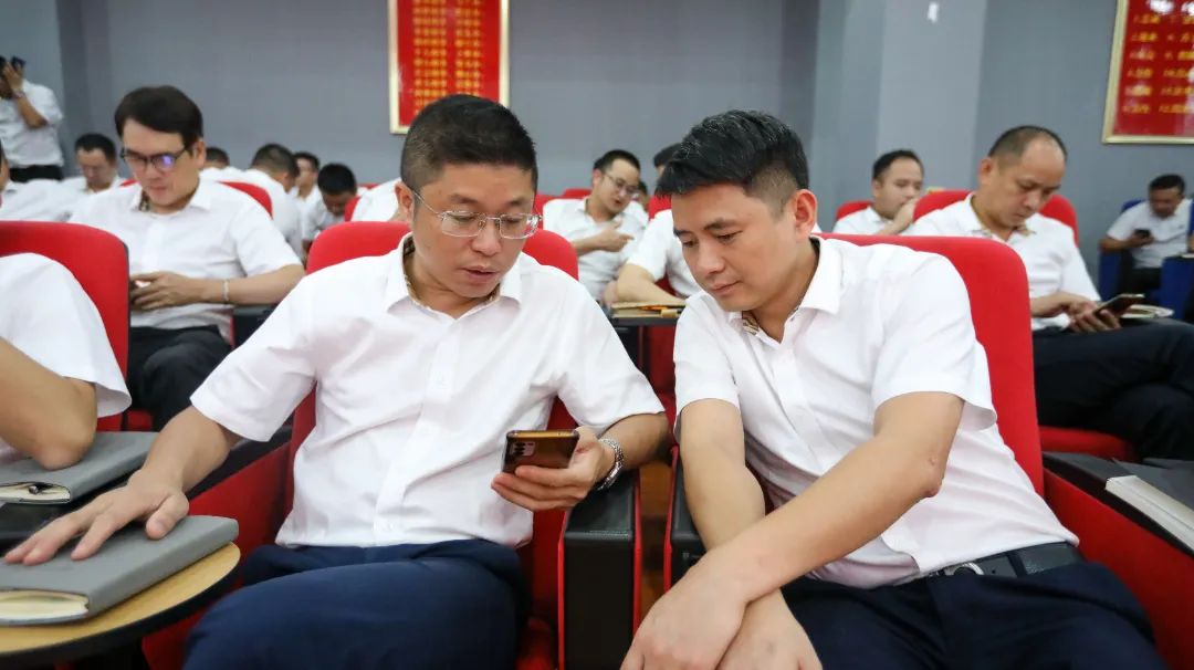 這一次，我們玩大的 | 強輝金九銀十無界增長營銷大會復盤會議順利舉辦(圖13)