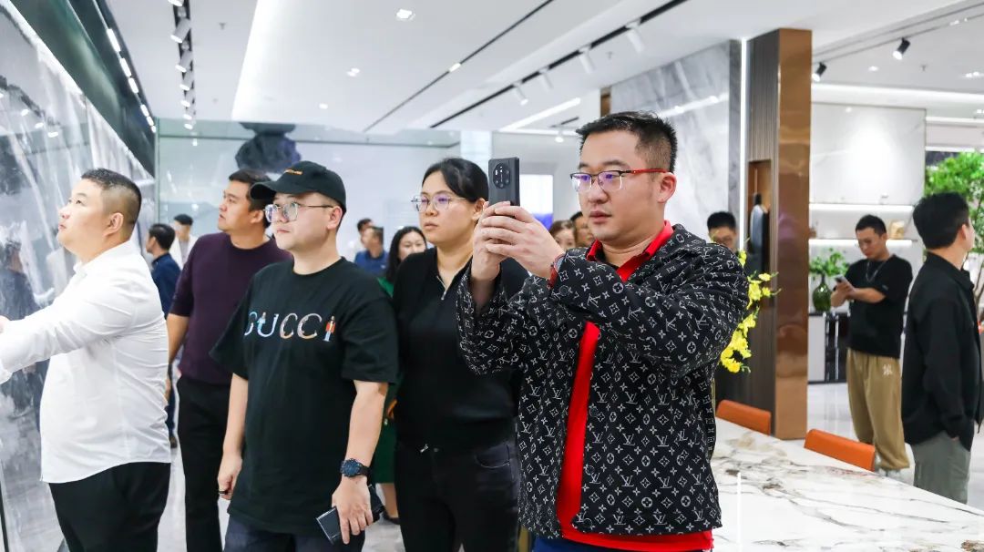 385A6284-553238402.jpg 摯友同行追遠夢 | 強輝×廣東保時捷車友會活動圓滿舉行(圖6)