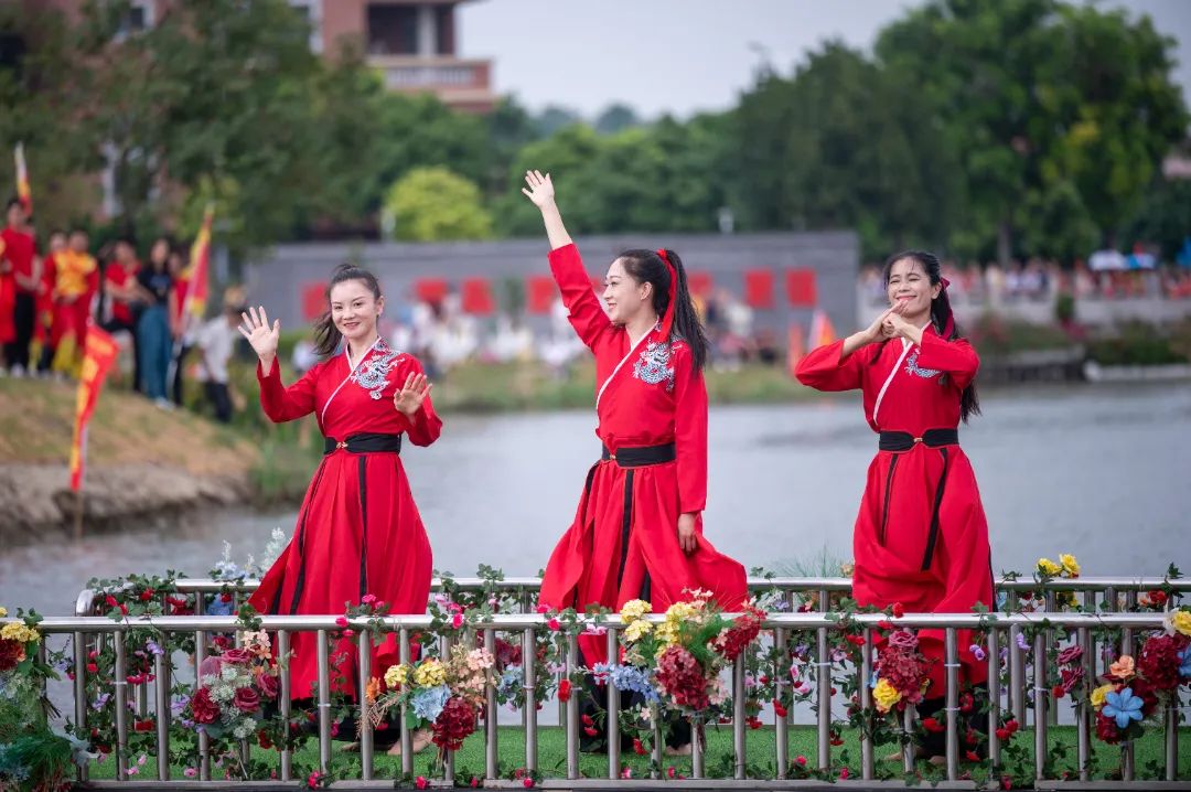 燃動金秋 | 草艇競渡，奪人風采彰顯非遺文化瑰寶之韻(圖9)