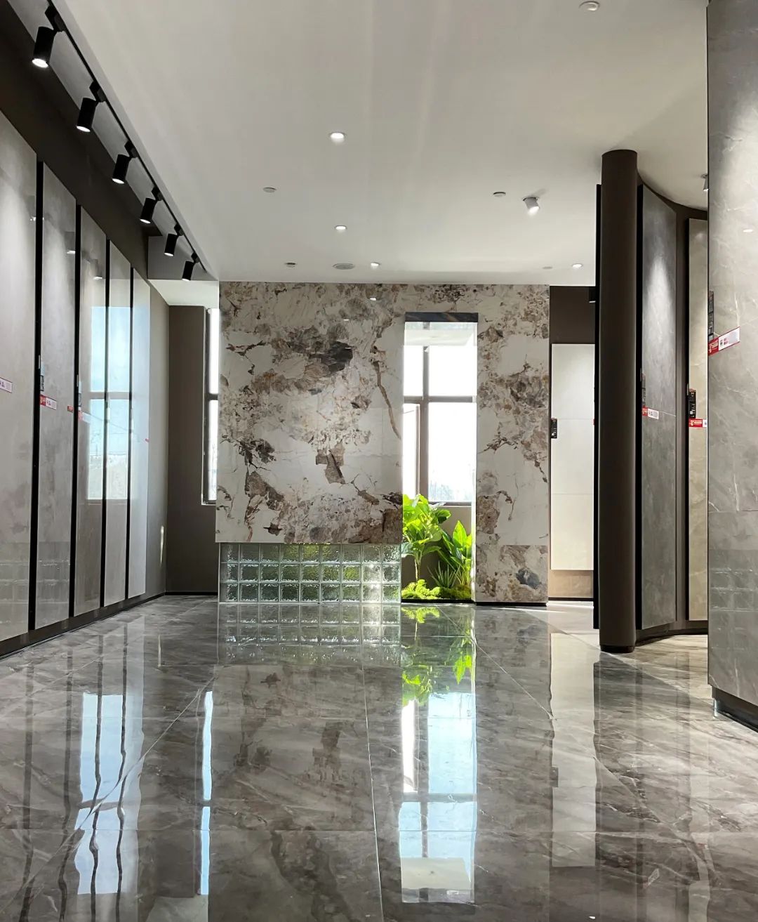 終端風采 | 強輝東營旗艦店，探尋質感空間的詩意生活(圖9)